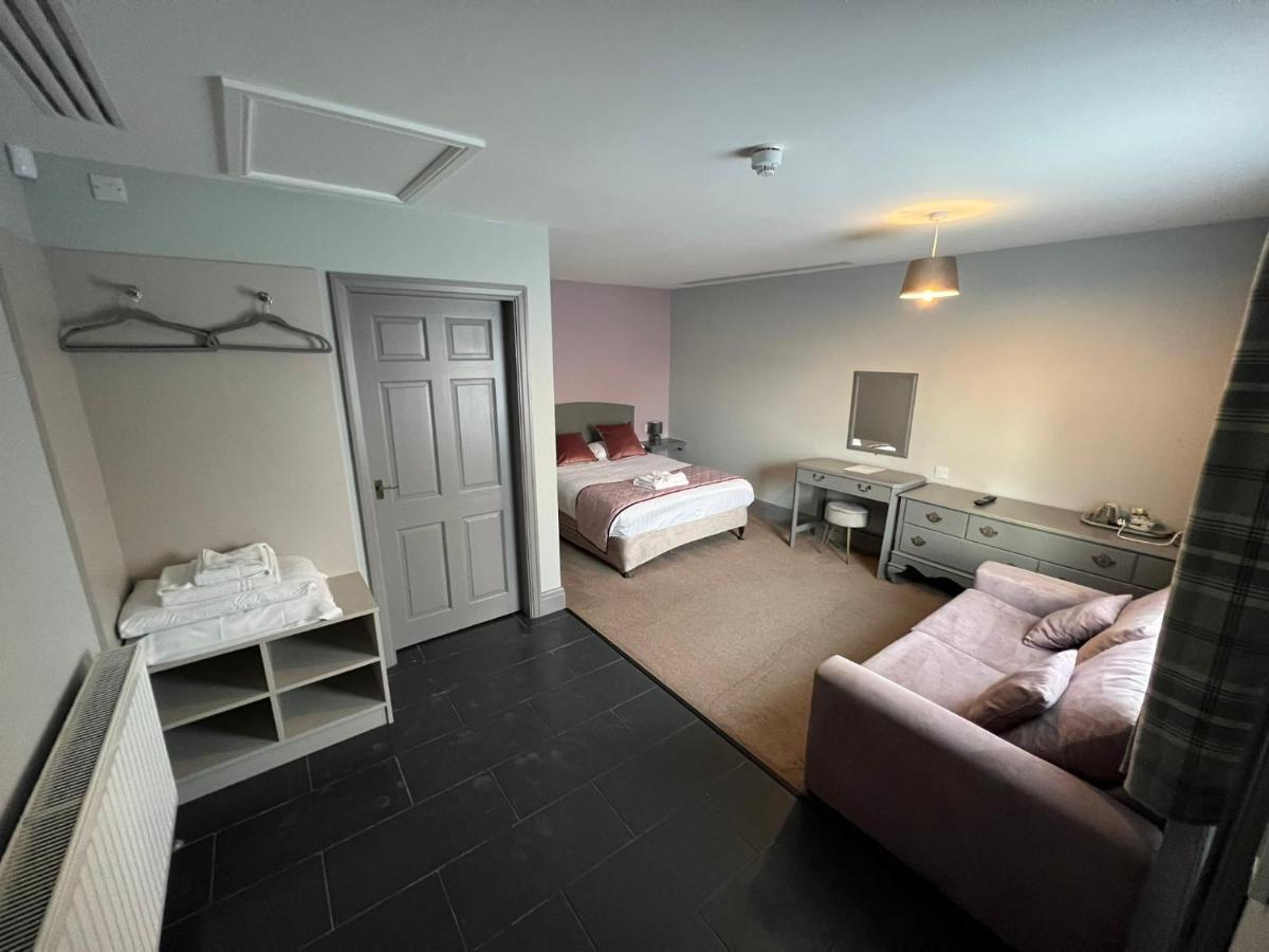 The Black Horse Inn Gainsborough Esterno foto