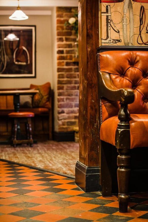 The Black Horse Inn Gainsborough Esterno foto