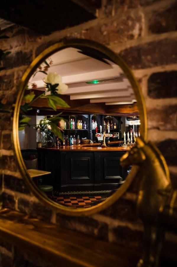 The Black Horse Inn Gainsborough Esterno foto